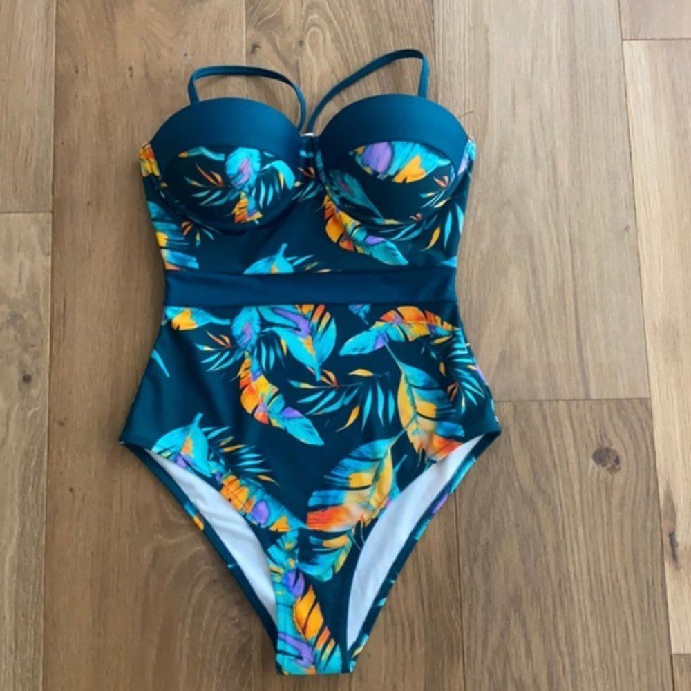 NWT Cupshe Floral Print Bathing Suit